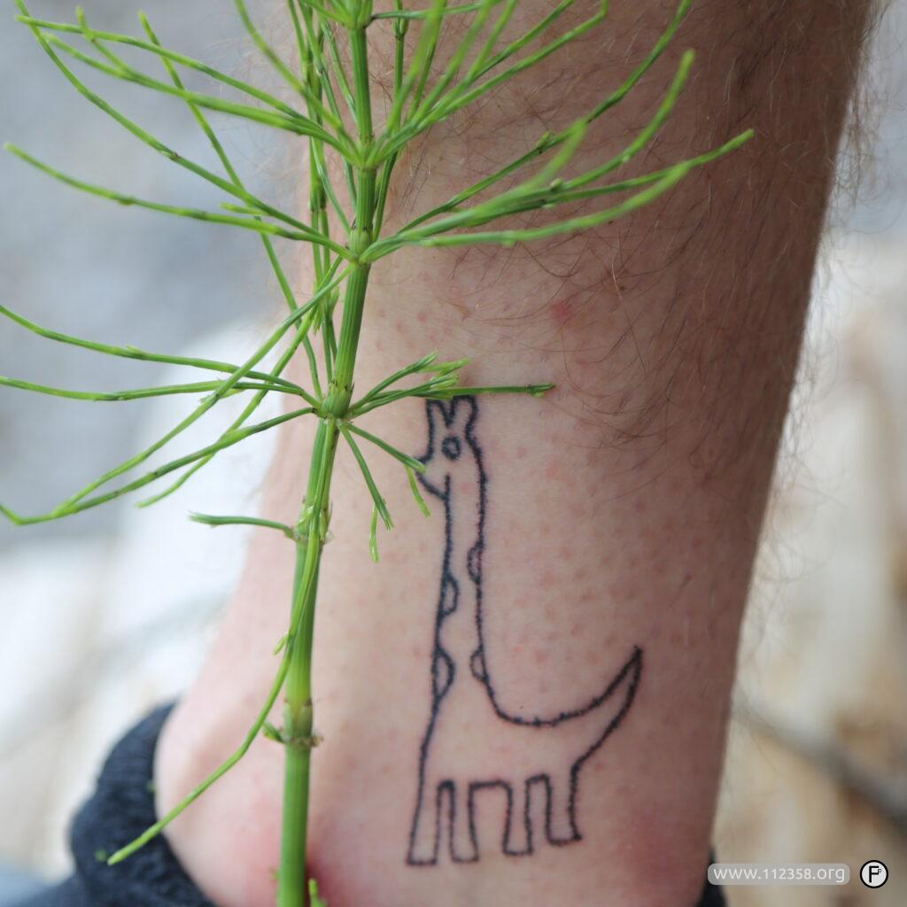 handpoke_stickpoke_tattoo_6