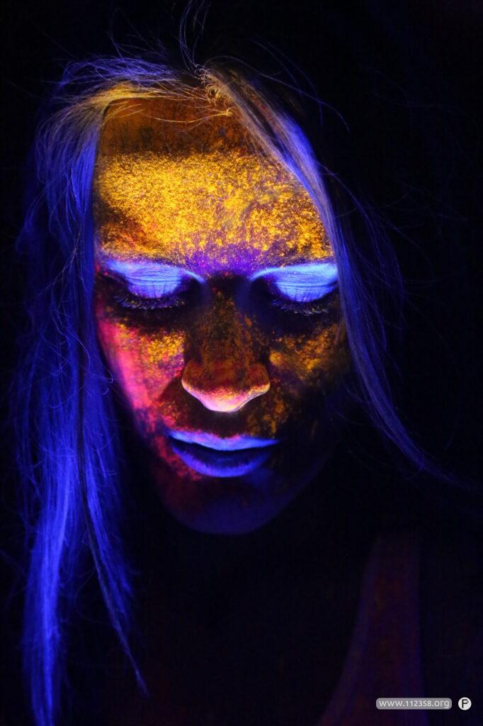 uv-lights_portrety_eva_julita_6